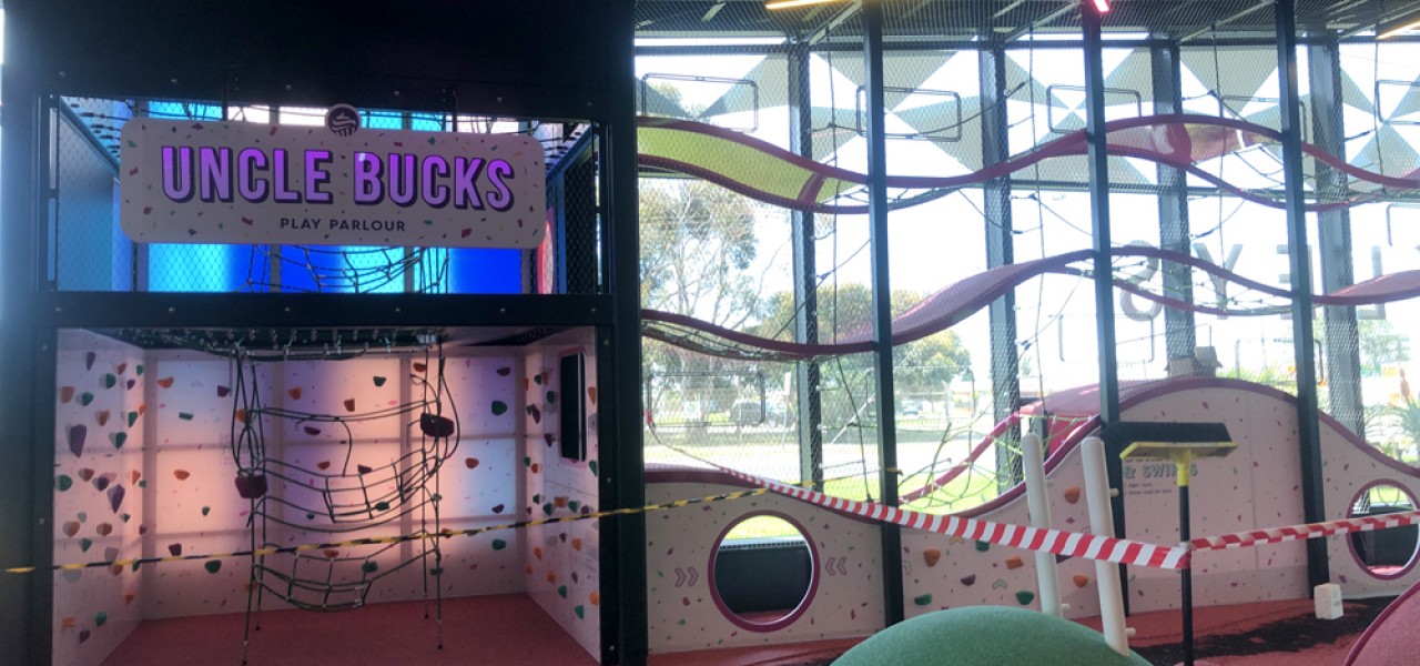 Buckley’s Entertainment Centre – Motion Interactive Wall Projection