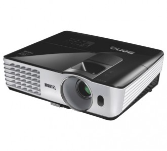 BenQ MH680 Projector