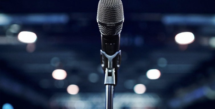 How to Maintain Good Microphone Hygiene