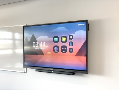 Penleigh & Essendon Grammar School – InFocus J Touch Installs