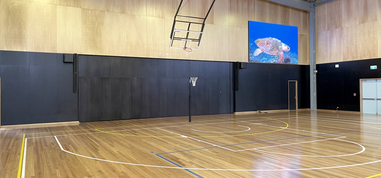 Cowes Primary School – LED Video Wall in School Hall