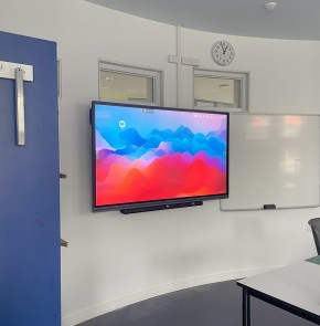 Penleigh and Essendon Grammar School – Interactive Touchscreen Rollout, 2023
