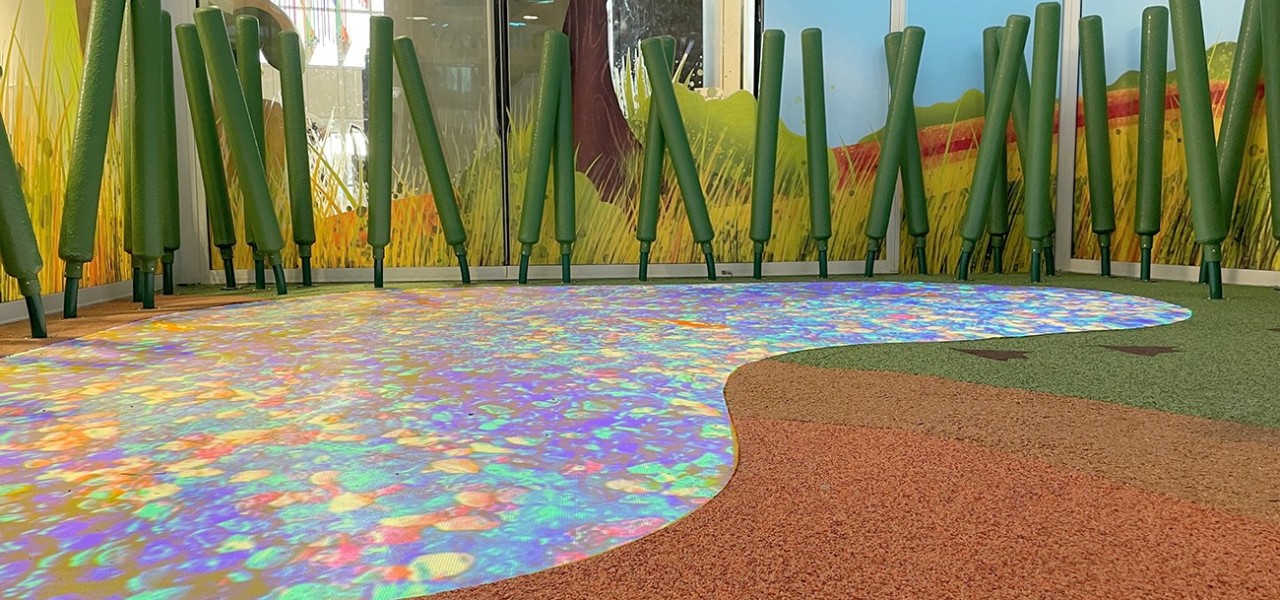 Monash Children’s Hospital – LUMOplay Interactive Fish Pond Floor Projection