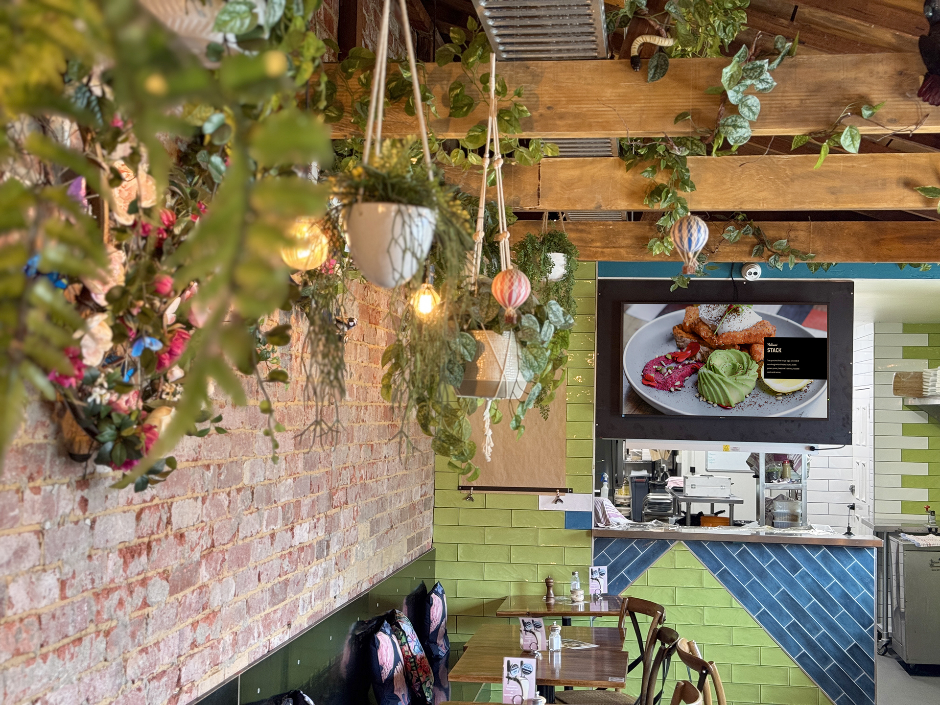 Case Study: Jackson Dodds Cafe - Fusion Digital Signage in Melbourne, Australia