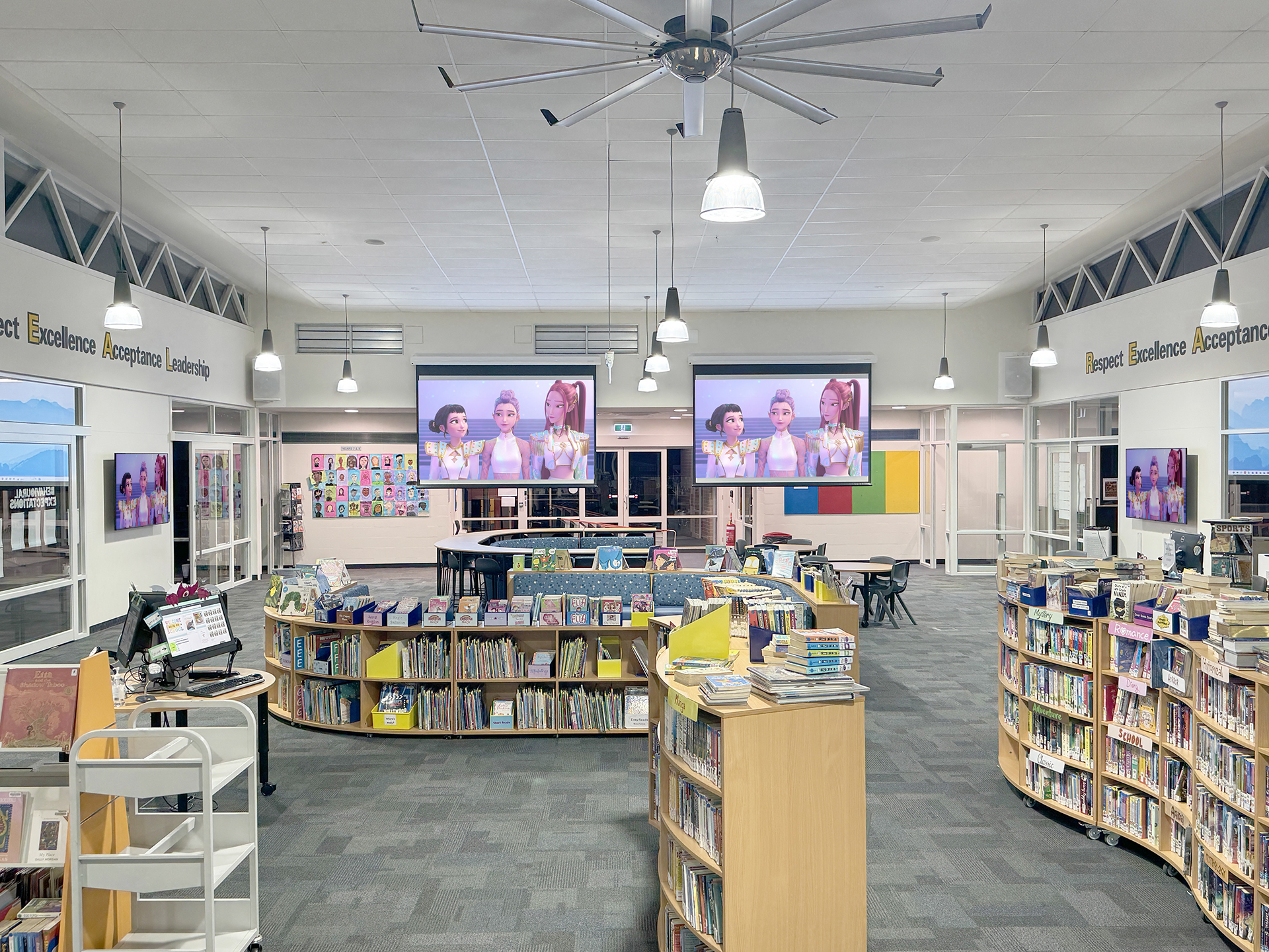 Case Study: Charles La Trobe College - Library Epson Projection Melbourne, Australia