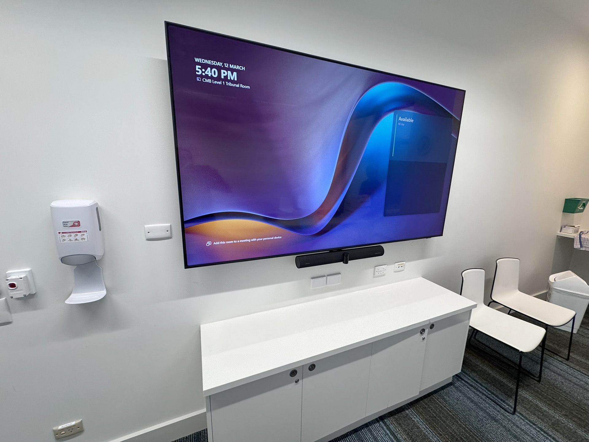 Case Study: Mercy Health - Nationwide Video Conferencing Rollout Case Study: Mercy Health - Nationwide Video Conferencing Rollout